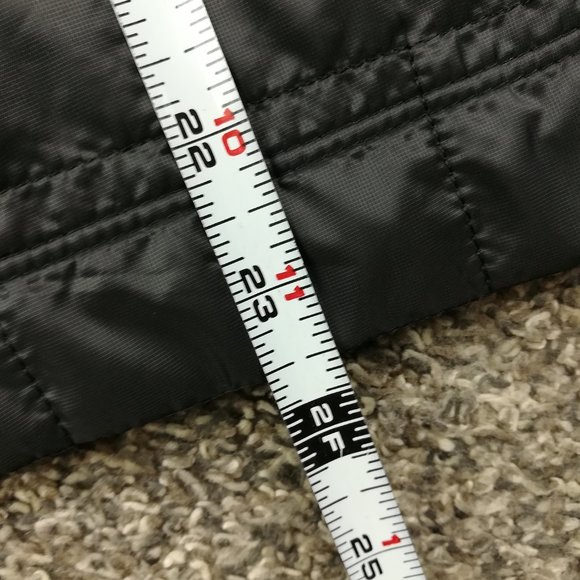 NWT 2022 Patagonia Vest Nano Puff Full Zip Black Womens Small 84247 $149 - Picture 9 of 10